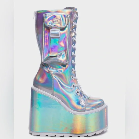 SILVER HOLOGRAM DUNE DESERT PLATFORM BOOTS by Y.R.U. - Picture 2 of 9